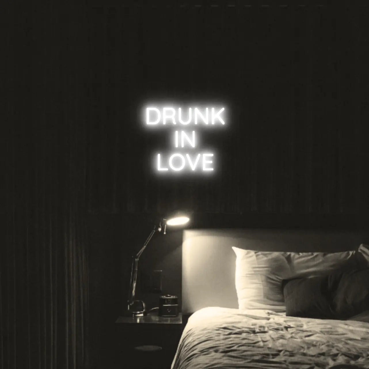 Drunk in Love LED Neon Light Sign - Neon Lanes