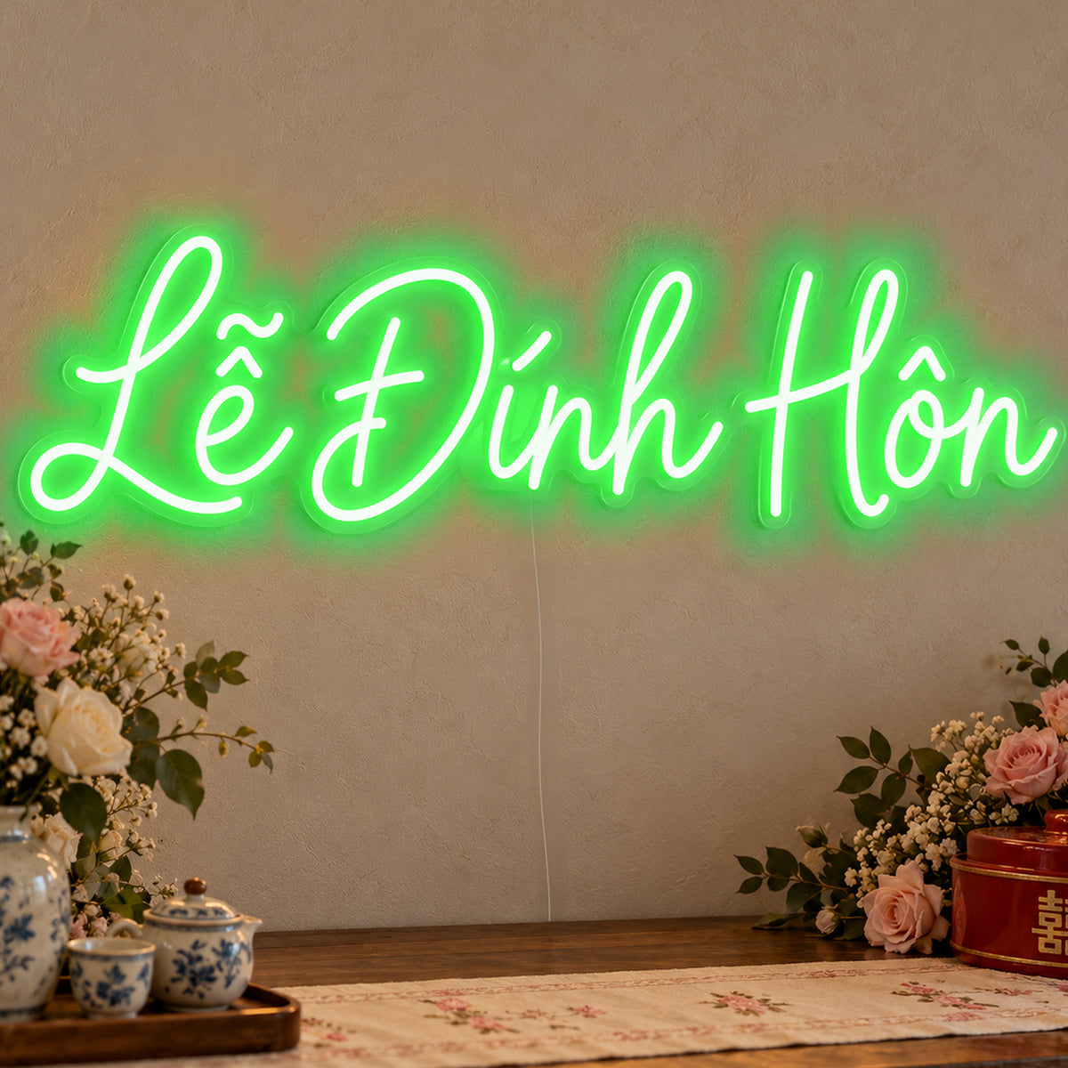 Lễ Đính Hôn Neon Sign in green LED neon on clear acrylic, angled view