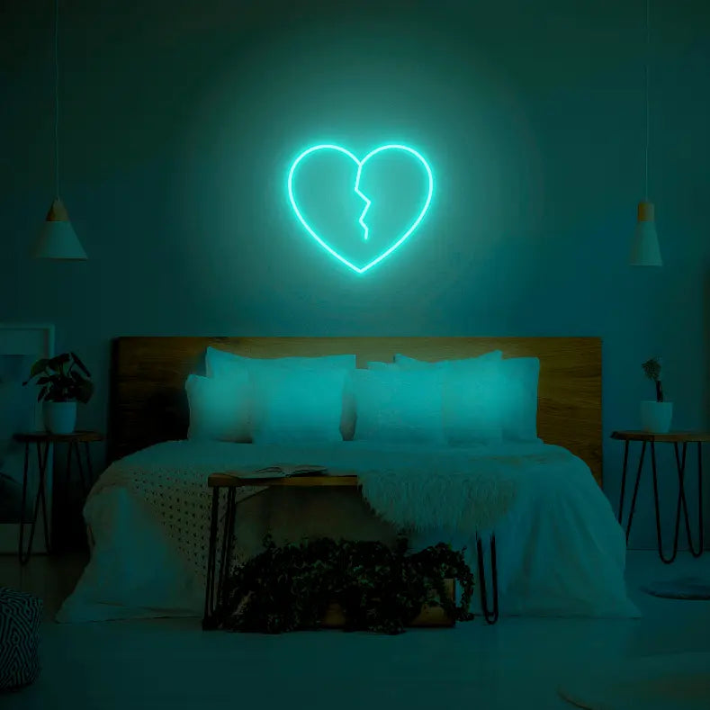 Broken Heart LED Neon Light Sign - Neon Lanes