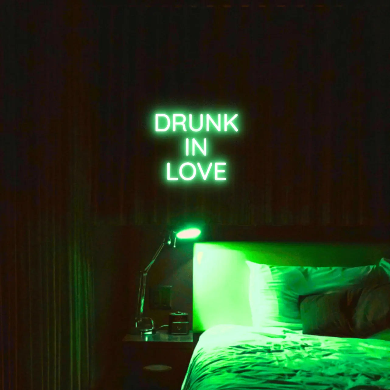 Drunk in Love LED Neon Light Sign - Neon Lanes