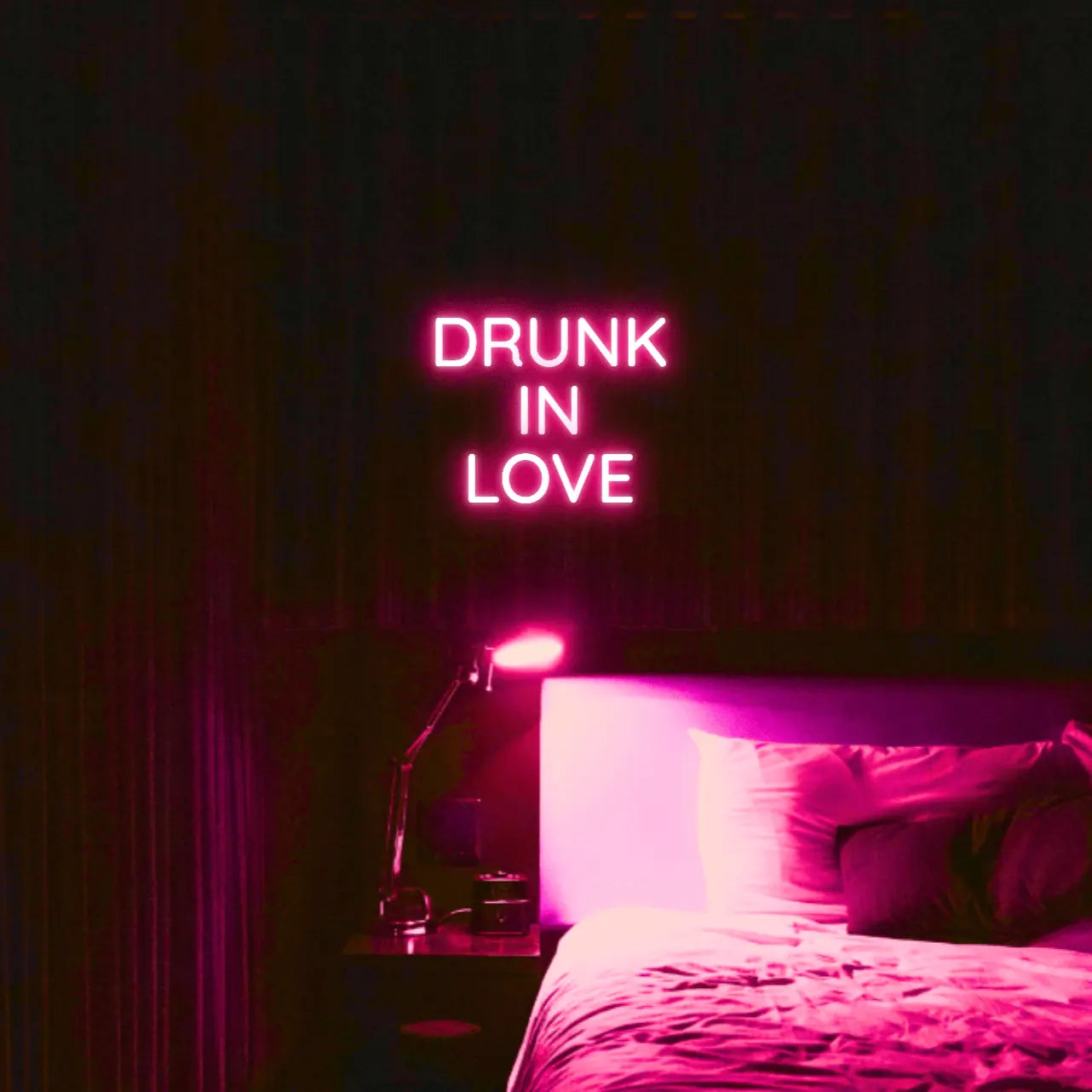 Drunk in Love LED Neon Light Sign - Neon Lanes